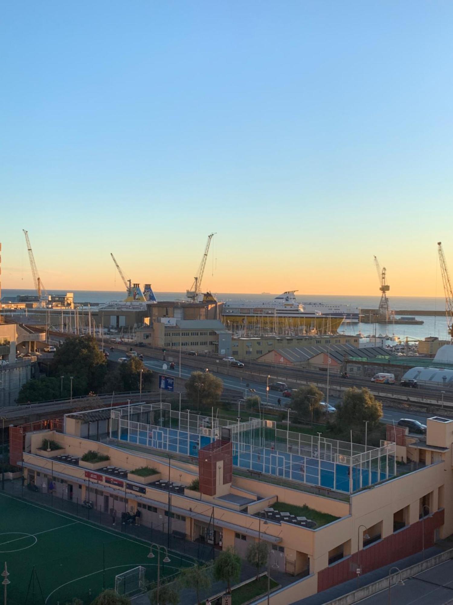 דירות ג'נובה La Soffitta Sul Porto מראה חיצוני תמונה